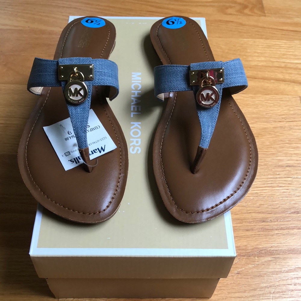NWT Michael Kors Sandals
